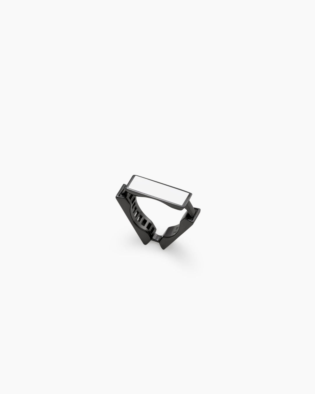 Montage Ring_Large_Black-Plated, White