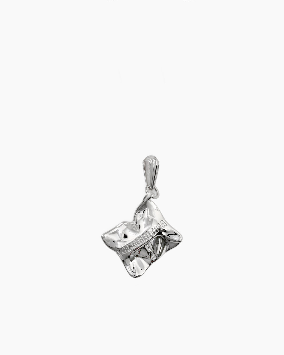 Sealed Heart Pendant_Pocket Edition