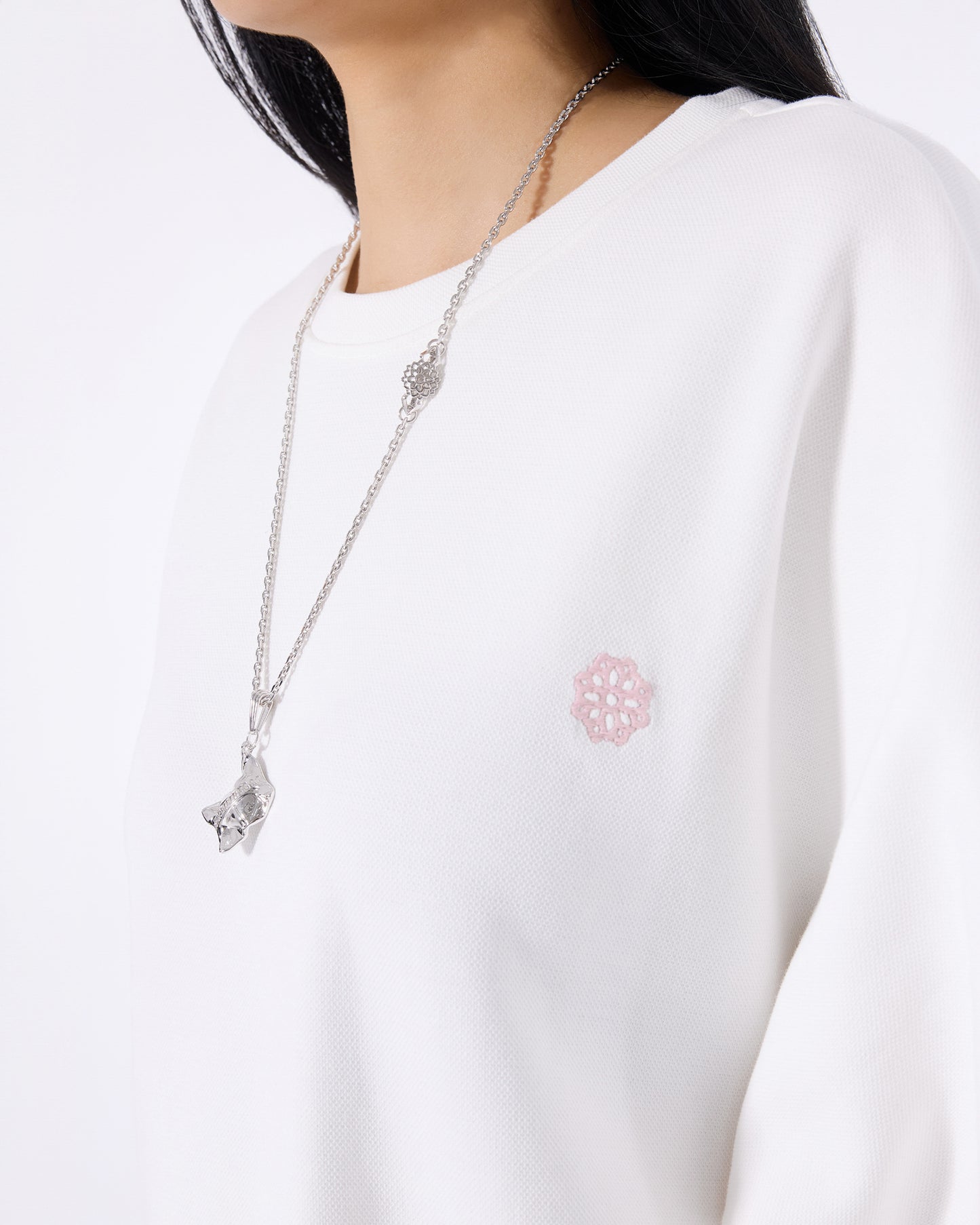 Sealed Heart Pendant_Pocket Edition
