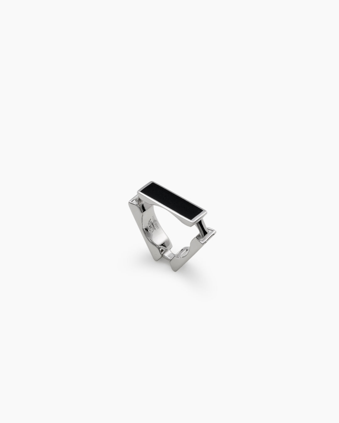 Montage Ring_Large_Silver-Plated, Black